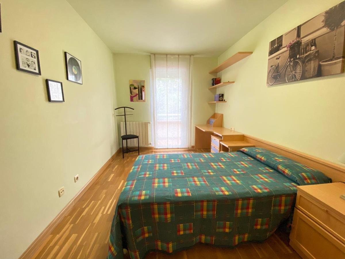 Casa Chalet Jardin Particular Ideal Grupos Y Familias Baranain Bagian luar foto